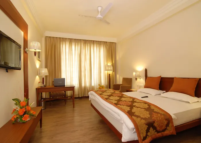 Chanakya Bnr Hotel